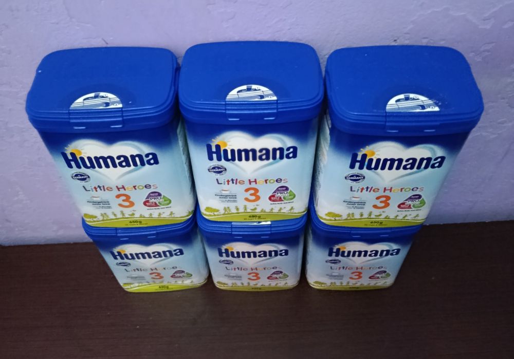 Продам смесь детскую 3