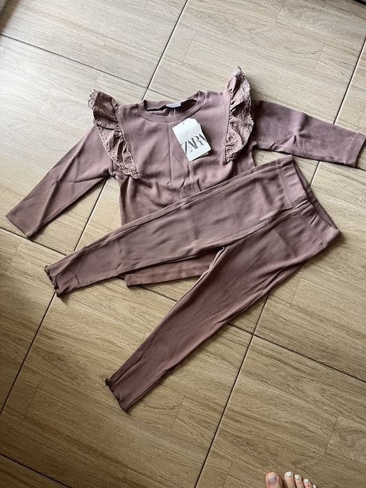 Костюм Zara 3-4 роки новий