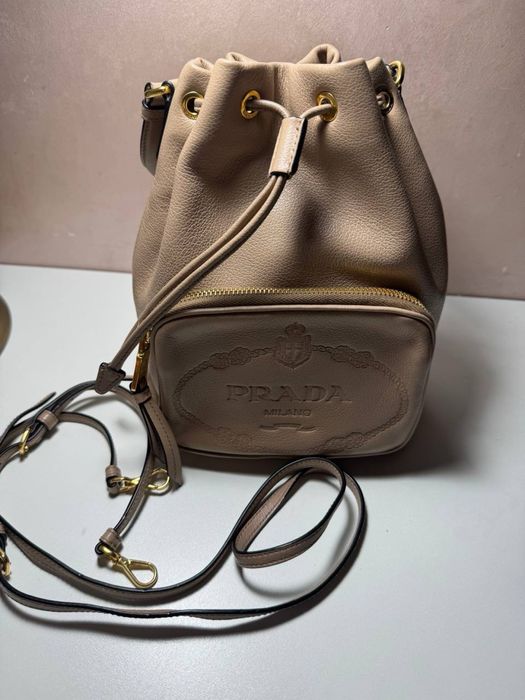Продам сумку Prada milano original