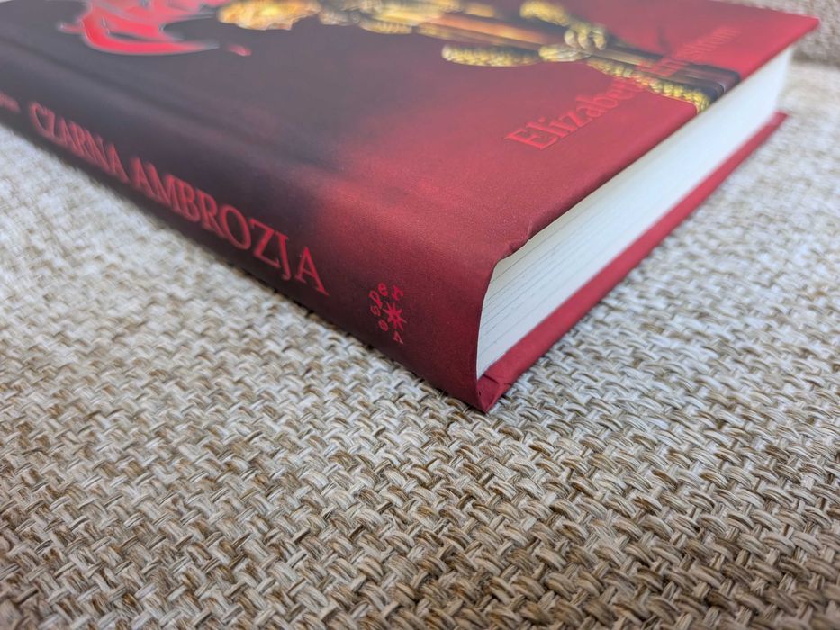 Czarna ambrozja - Elizabeth Engstrom