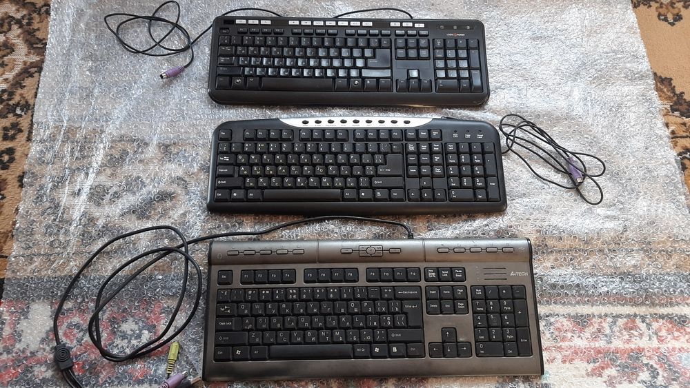 Клавіатура (3 шт за 122 грн) на запчастини