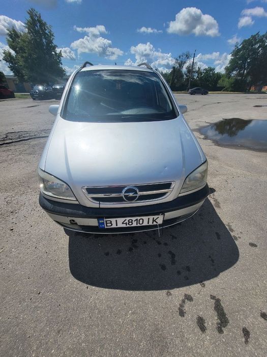 Продам автомобиль Opel Zafira