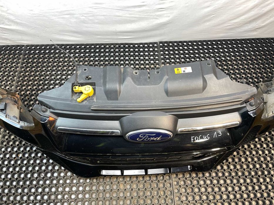 Zderzak przód przedni grill ford focus mk3 st-line panther black 2011-