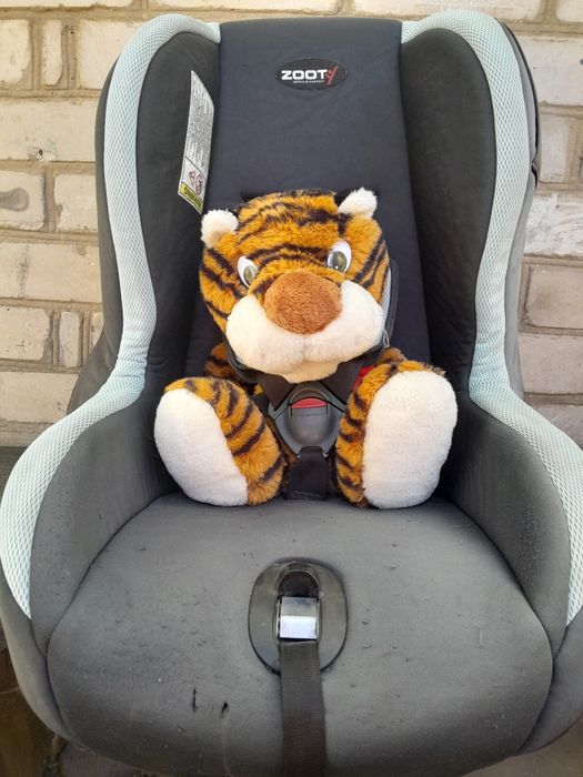 Продам автокресло.