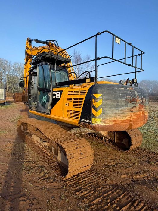 Гусенічний екскаватор JCB 220 LC
