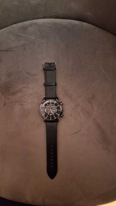 Чоловічий годинник