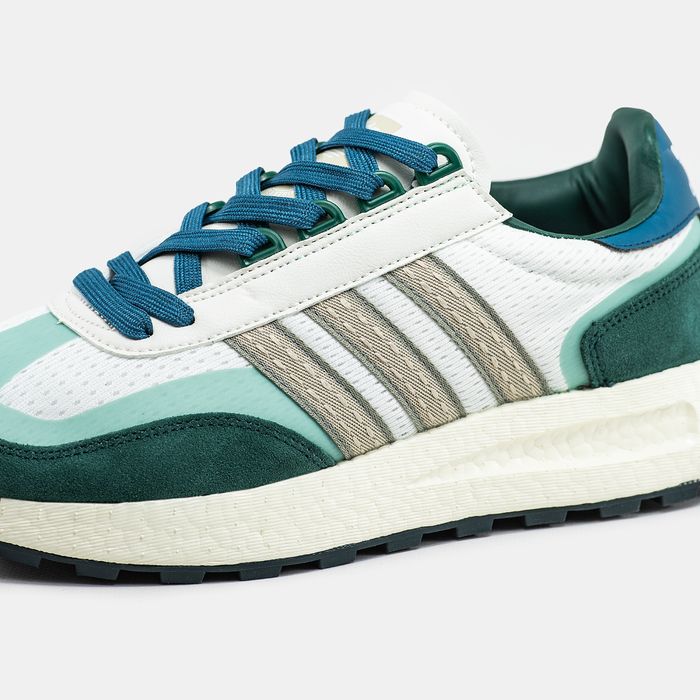 Спортивні мʼякі кросівки Adidas Retropy E5