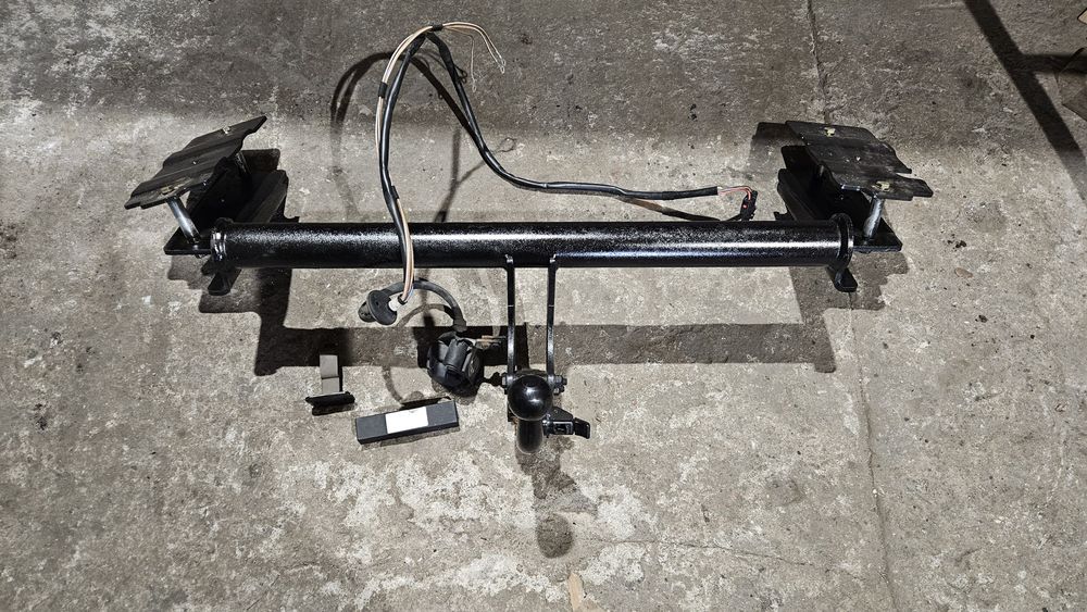 Hak holowniczy kula wypinana opel vectra c gts HB hatchback sedan