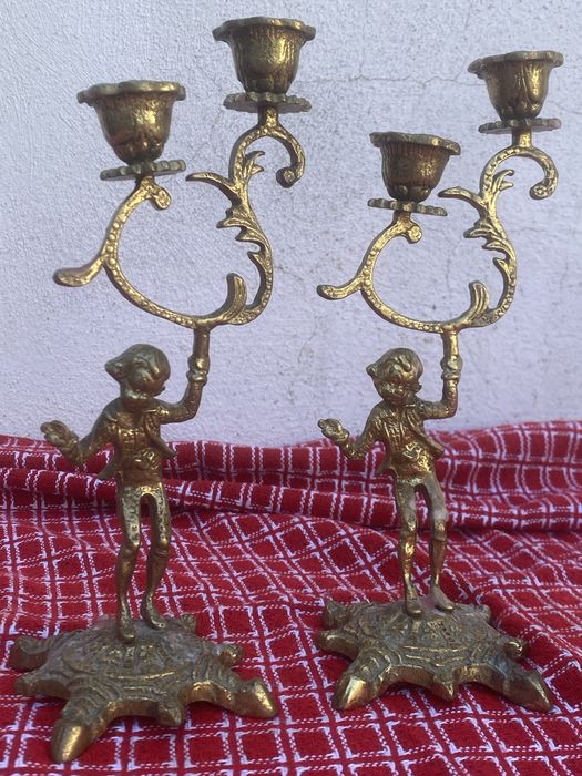 Candeeiros e casticais arte nova