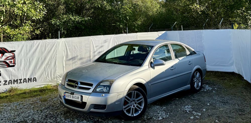Opel Vectra C GTS 2.2 &gt; Klima &gt; Skóry &gt; 2004 &gt; Alufelgi &gt; Zadbany
