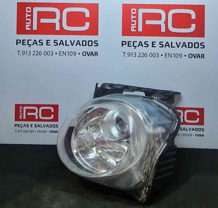 Ótica / Farol Esquerdo 89909531 - NISSAN JUKE