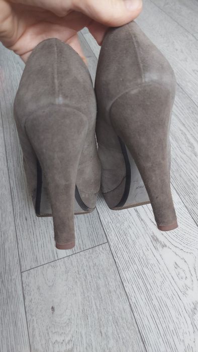 Туфлі жіночі замшеві Італія 39 р. 25,5 см.