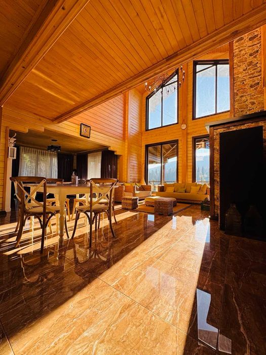 Продаж котеджу-шале (будинок) у с.Задільське, біля лісу, є ВІДЕО..