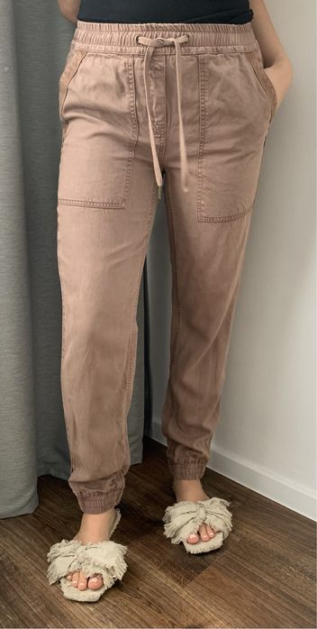 Brązowe spodnie bojówki cargo M Coastline