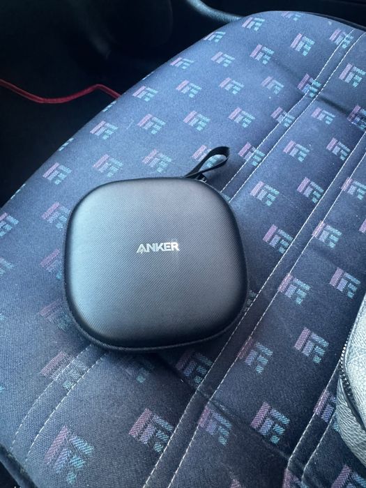 Coluna / Microfone de Conferência Anker PowerConf Bluetooth Com Carregador (NOVO)