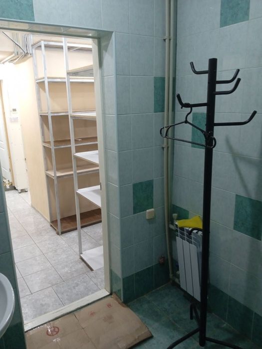 Продам торгове приміщення 44,2 м², вул. Ю. Зойфера 3 (р-н Держром) - Власник