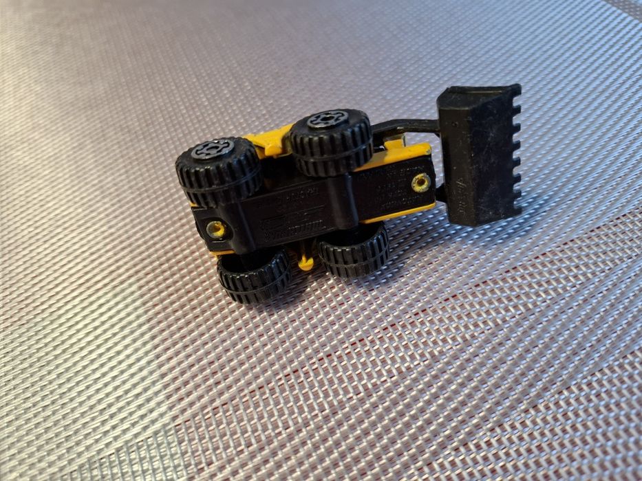 Matchbox tractor snover model samochodu
