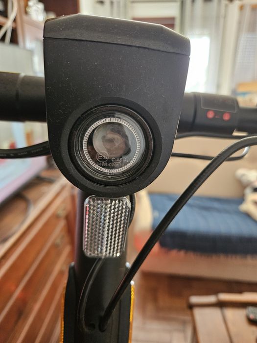 Trotinete dobrável eletrica super nova.