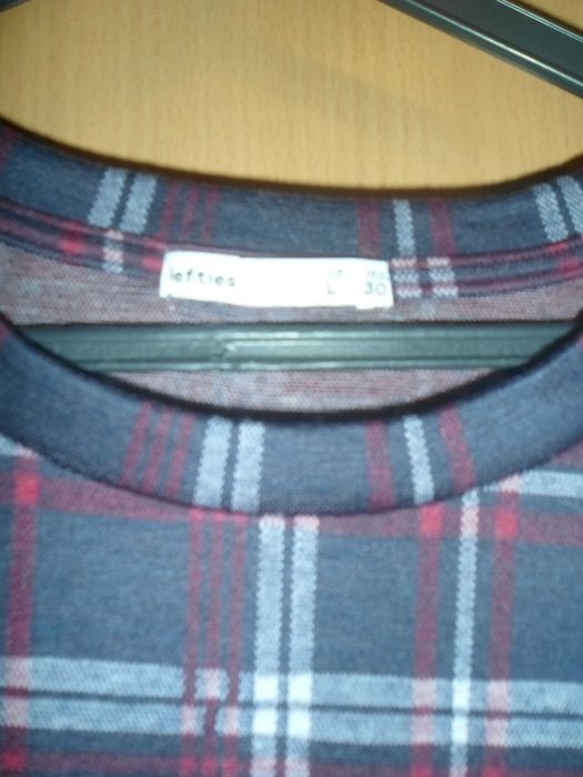 vestido em malha da marca Lefties para mulher