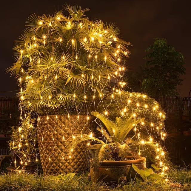 Siatka Lampki LED Girlanda LED Kurtyna 1,5X1,5m ciepły biały