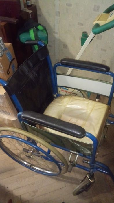 Кресло для инвалидов нове