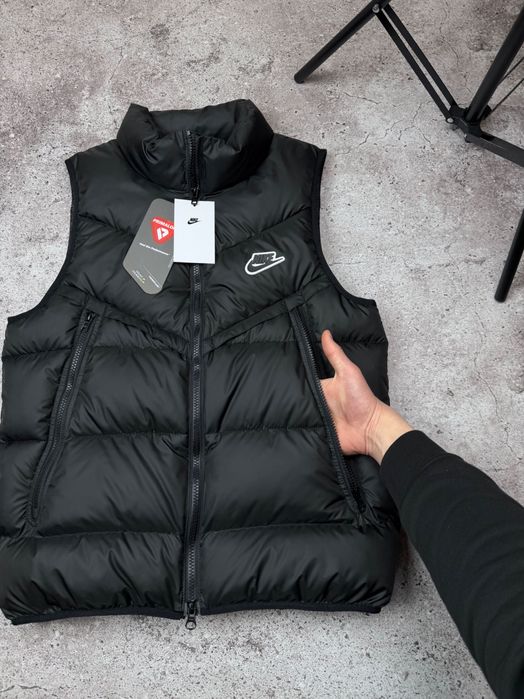 Жилетка Nike NSW Storm-Fit безрукавка найк нсв