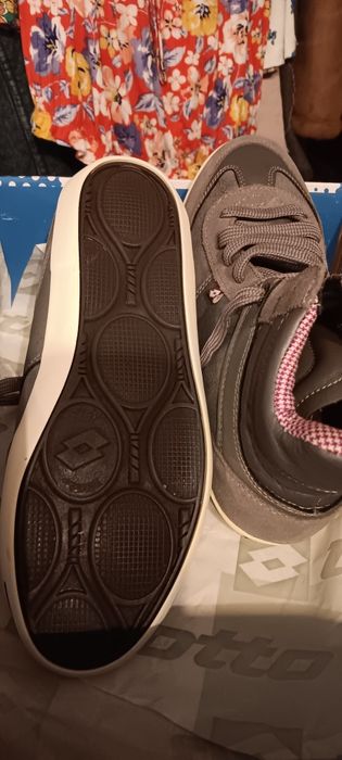 sapatilhas, Tênis bota . Lotto, lonsdale