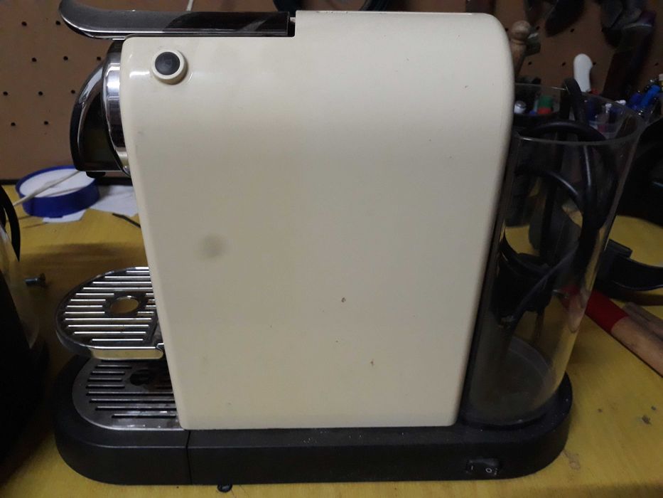 Ofereço Máquinas Nespresso