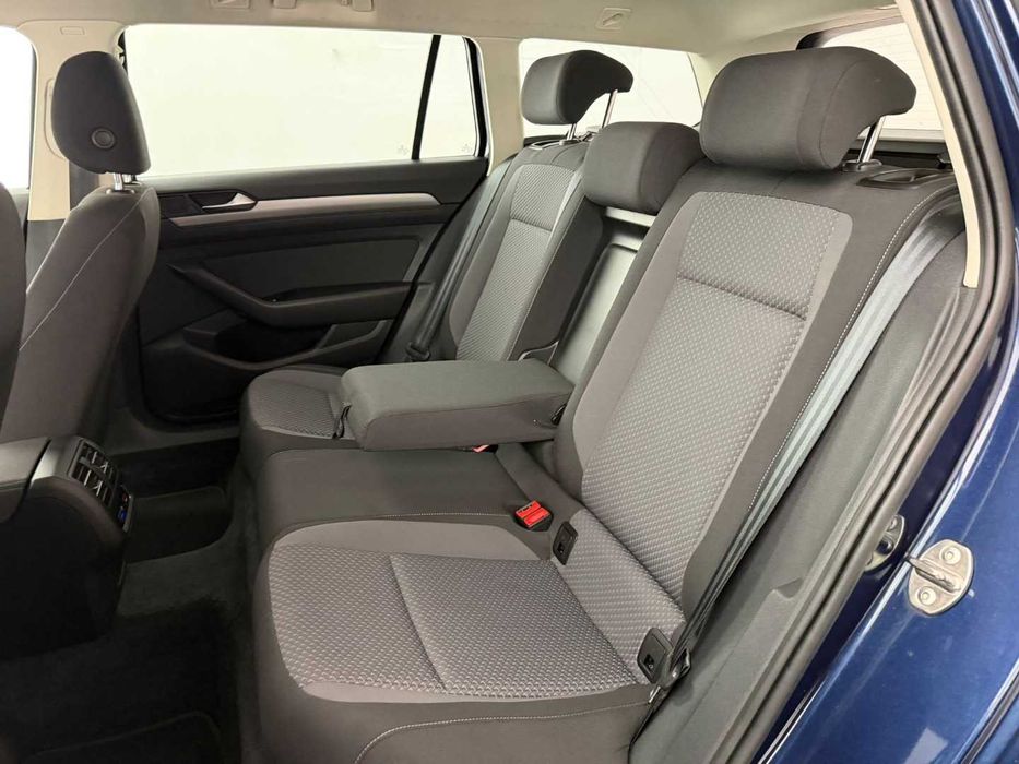 VOLKSWAGEN PASSAT VARIANT 1.6TDI TRENDLINE