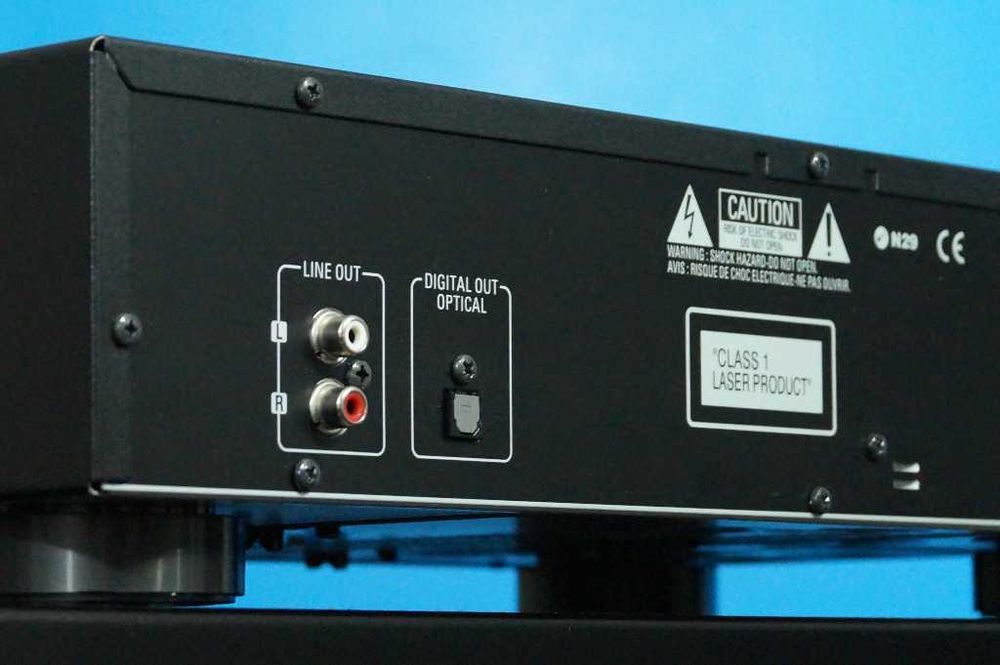 Odtwarzacz płyt cd DENON DCD-500AE z pilotem jak nowy czarny gwarancja