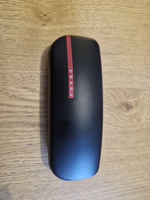 Etui na okulary Prada Nowe