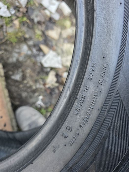 Шина одиночка запаска Нова Kumho  Citi Venture 235/60r18