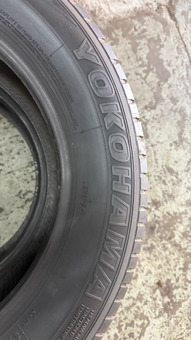 Pneus 225/65r17 Yokohama Geolander G91A com 80% piso