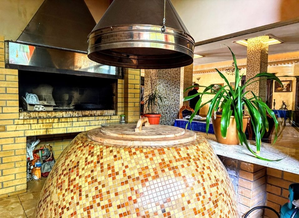 КИЇВ на Стеценка/Продається Ресторенно-Готельний Комплекс-1830м2