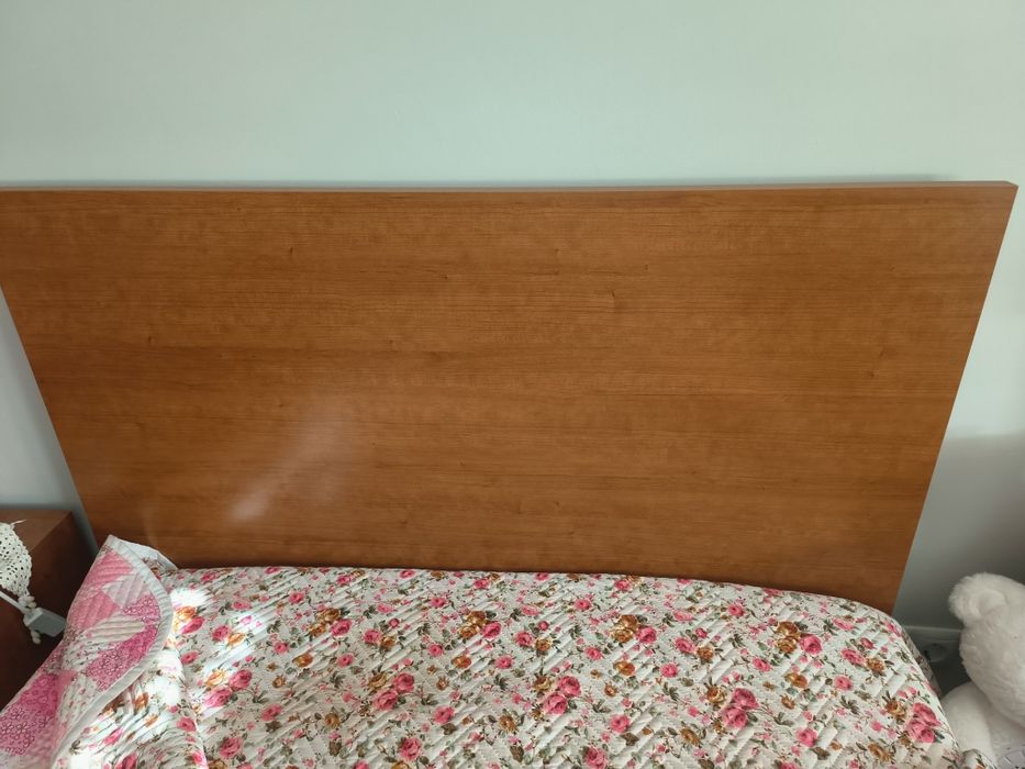 Cama de solteiro como nova