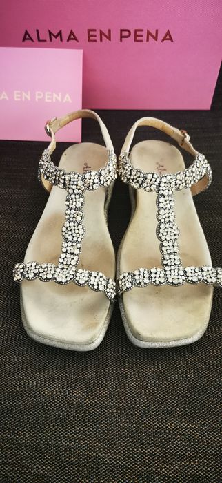 Sandálias Alma em Pena