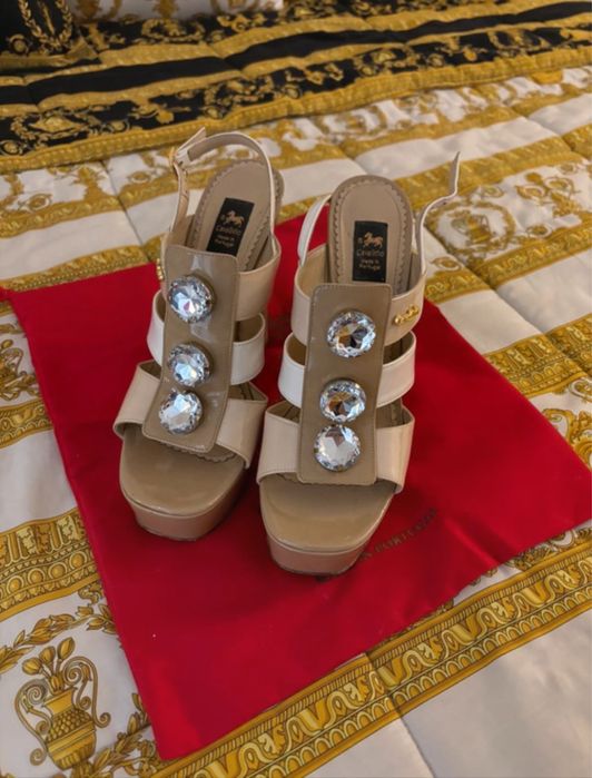 Sapatos Salto Alto Cavalinho 39