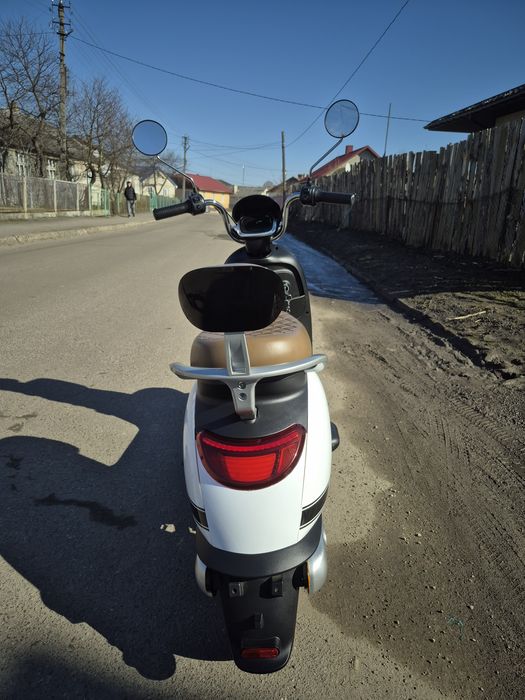 Електричний скутер Billgery BL-0655 двигун 600W, акумулятор 60V