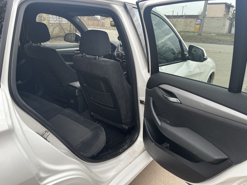 Продам BMW X1 е84.