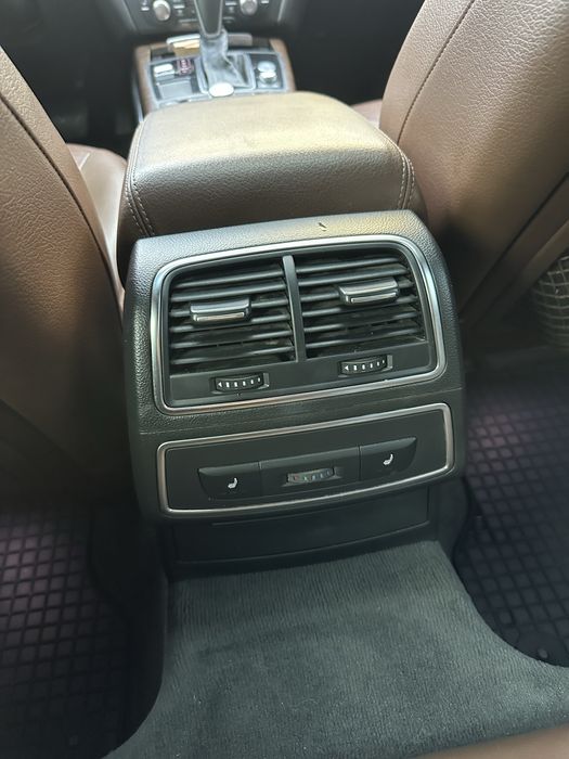 Ауді А6 C7 s Лайн