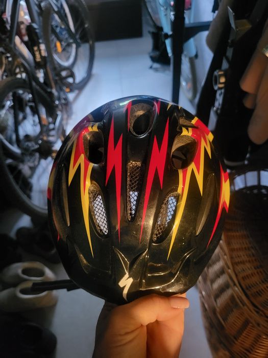 Kask dziecięcy specjalized