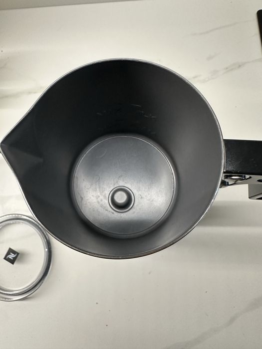 Spieniacz do mleka Nespresso Aeroccino 4
