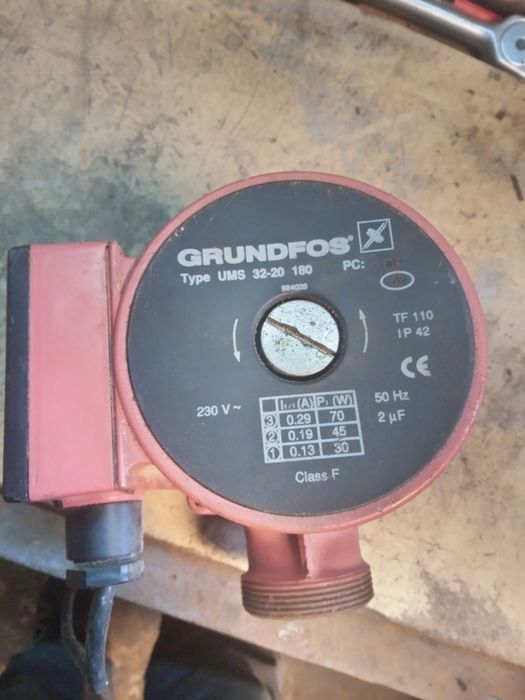 Pompa CO Grundfos ums 32-20. 180
