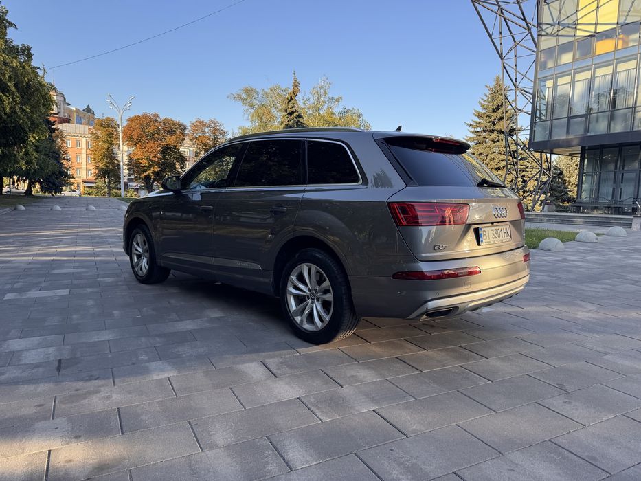 Audi Q7 2017 VIN WA1LAAF78HD042905 фото оголошення 3 з 8
