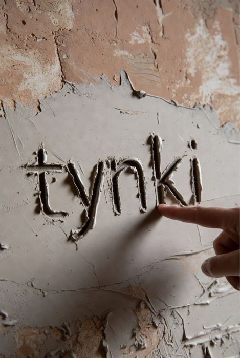 Cementowo-wapiene tynki.