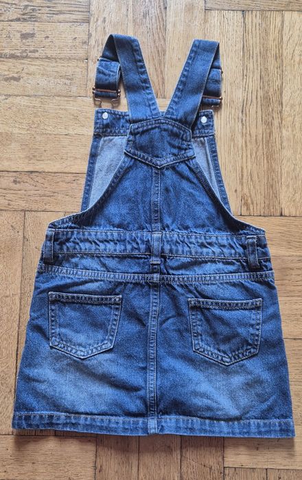 Sukienka ogrodniczka jeansową r 110