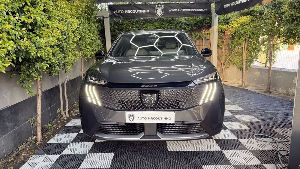 Peugeot 5008 1.2 Hybrid Allure e-DCS6