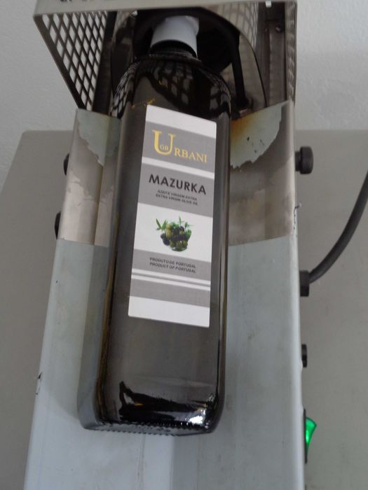 Máquinas para linha de engarrafamento de liquidos (azeite)