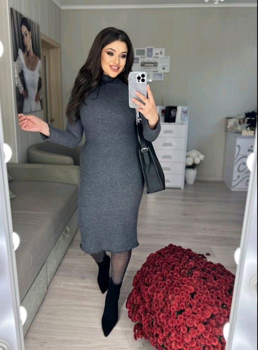 Плаття нове жіноче