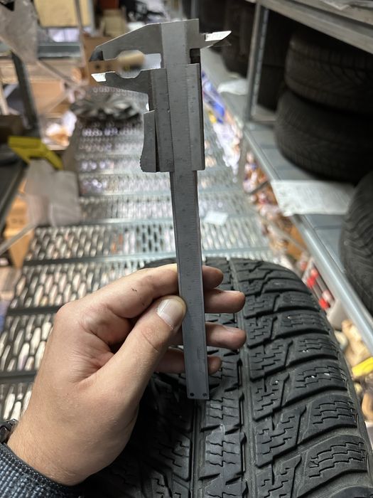 225/55r18 opony zimowe nokian